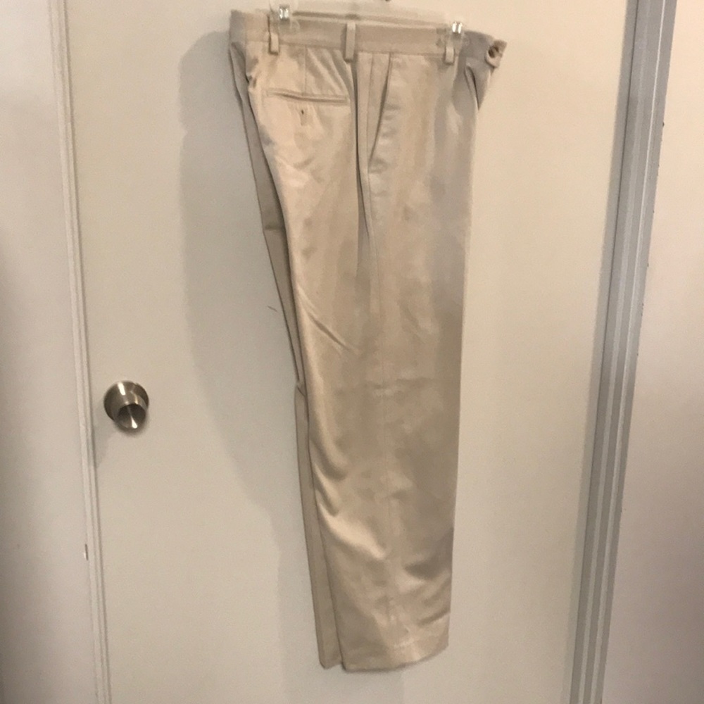 Men’s flat front chinos